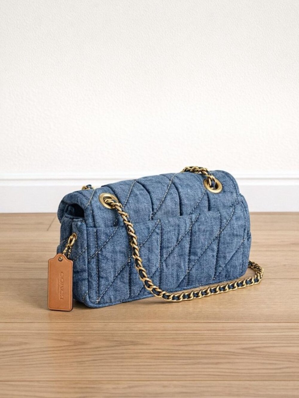Coach Women’s Quilted Tabby Small Denim Shoulder Bag 20 - Picture 2 of 8